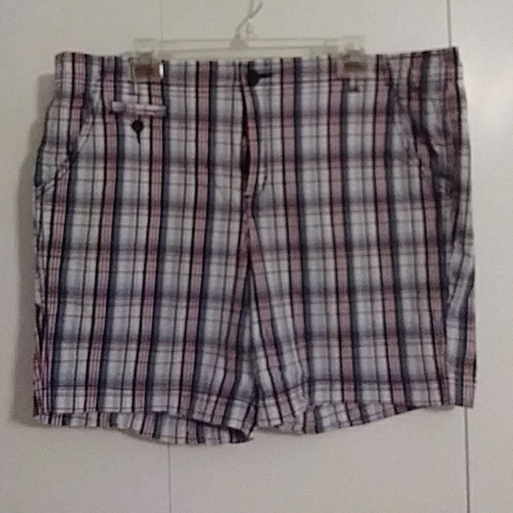 Red wht blue checkered shorts